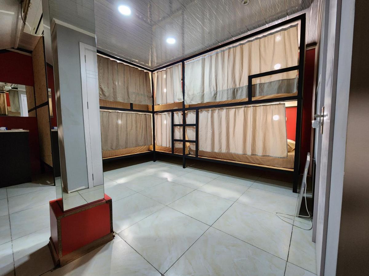 Gala Hostel 第比利斯 外观 照片