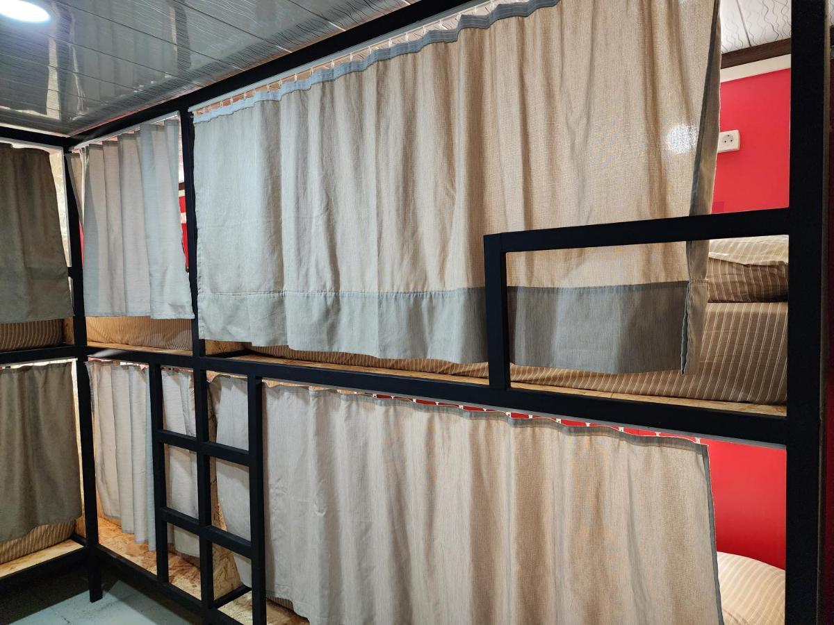 Gala Hostel 第比利斯 外观 照片
