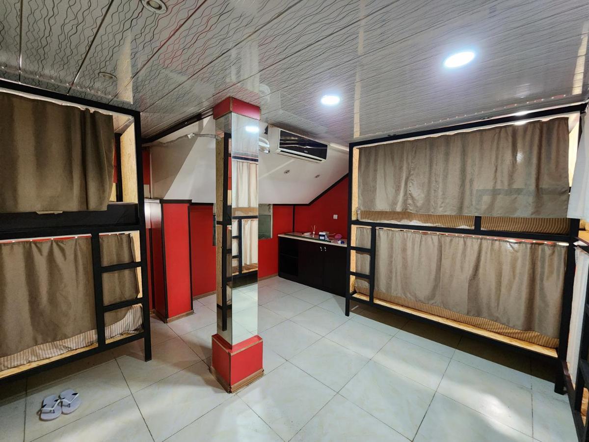 Gala Hostel 第比利斯 外观 照片